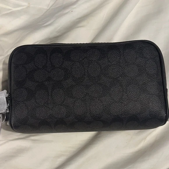 COACH TRAVEL Leather Bag - Picture 1 of 4